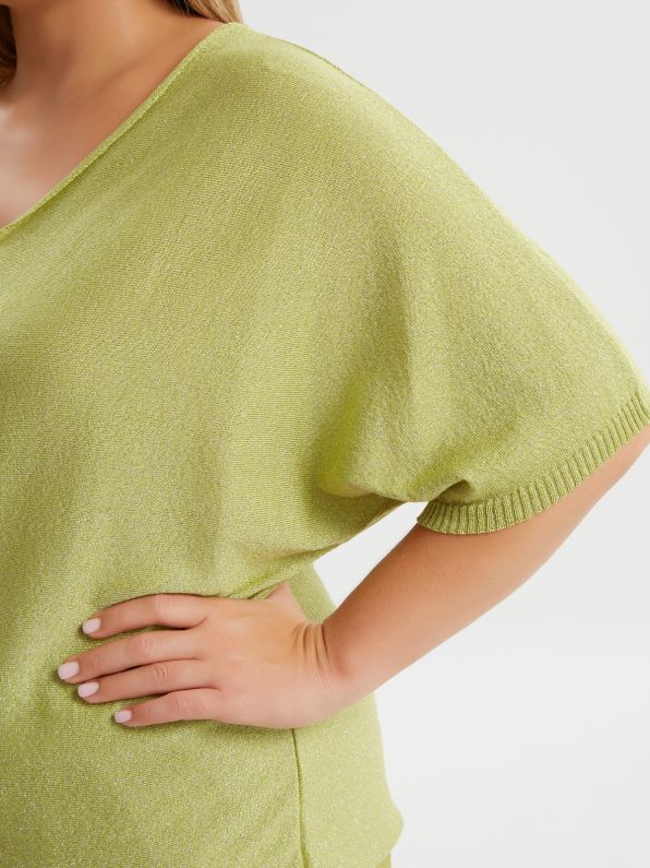 KNIT V-NECK