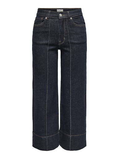 CARWILLY FRONTSEAM CROPPED