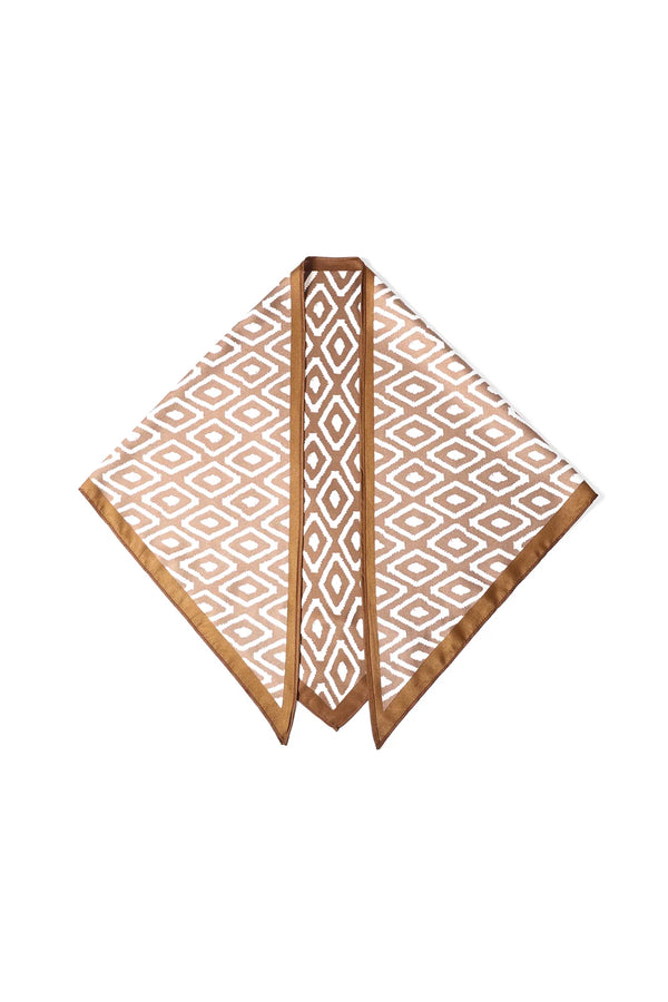 TRIANGLE SILKY SCARFS