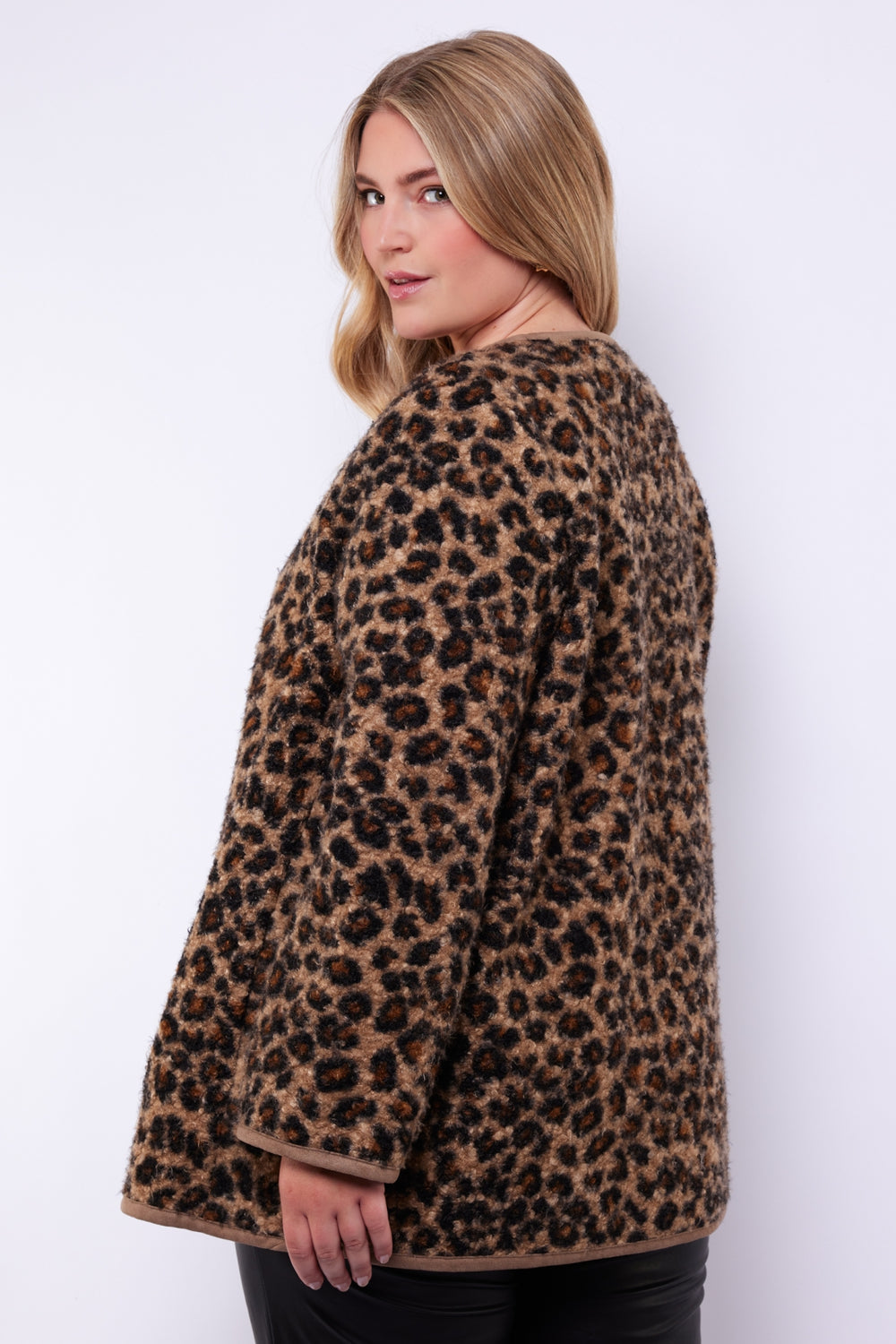 LAURYN JACKET