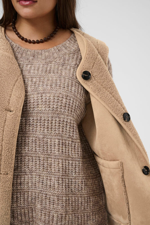 KCLINNEA REVERSIBLE TEDDY VEST