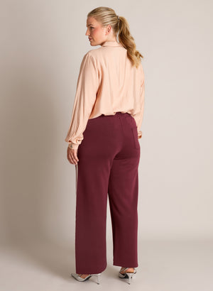 JELISA ESSENTIAL