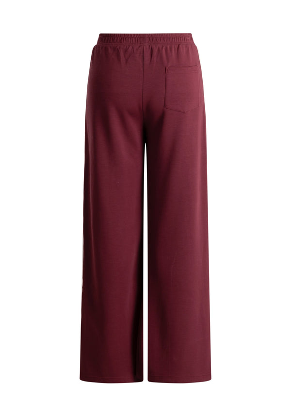 JELISA ESSENTIAL