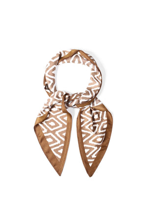 TRIANGLE SILKY SCARFS