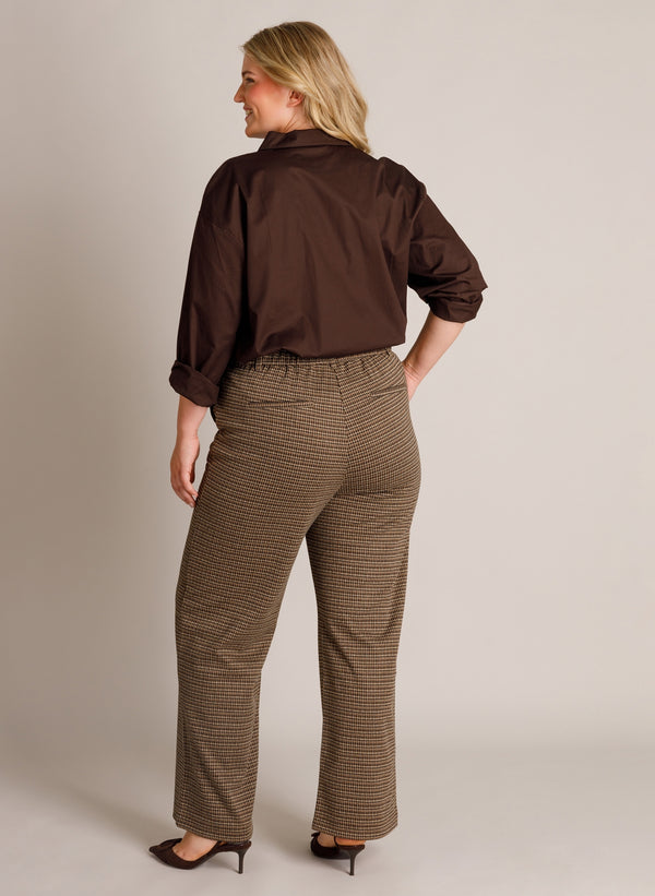 FAUSTINA ESSENTIAL