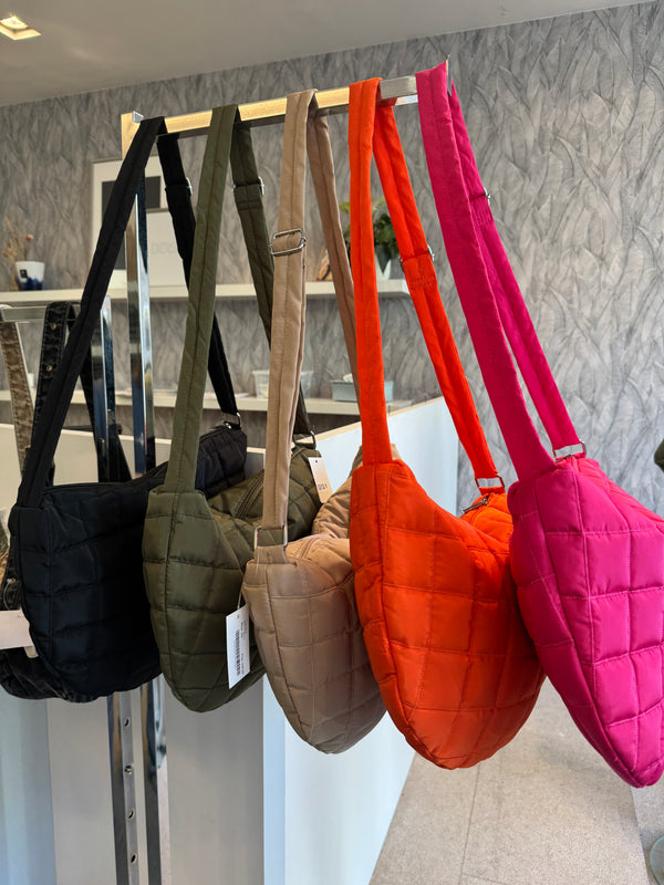 YARA Quilted Bag