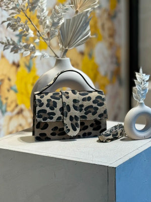 LEOPARD PURSE (9931296178522)