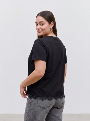 VMCSARA LACE NOOS (WHITE & BLACK)