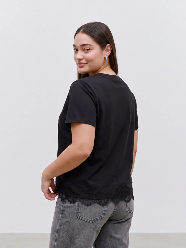 VMCSARA LACE NOOS (WHITE & BLACK)
