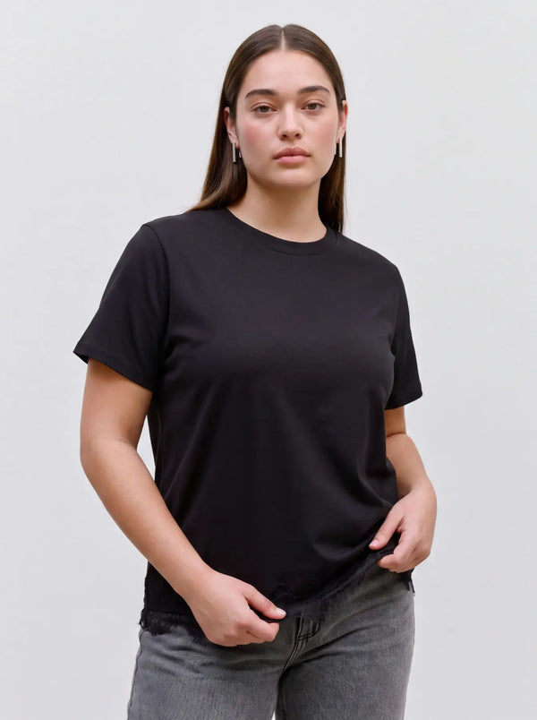 VMCSARA LACE NOOS (WHITE & BLACK)