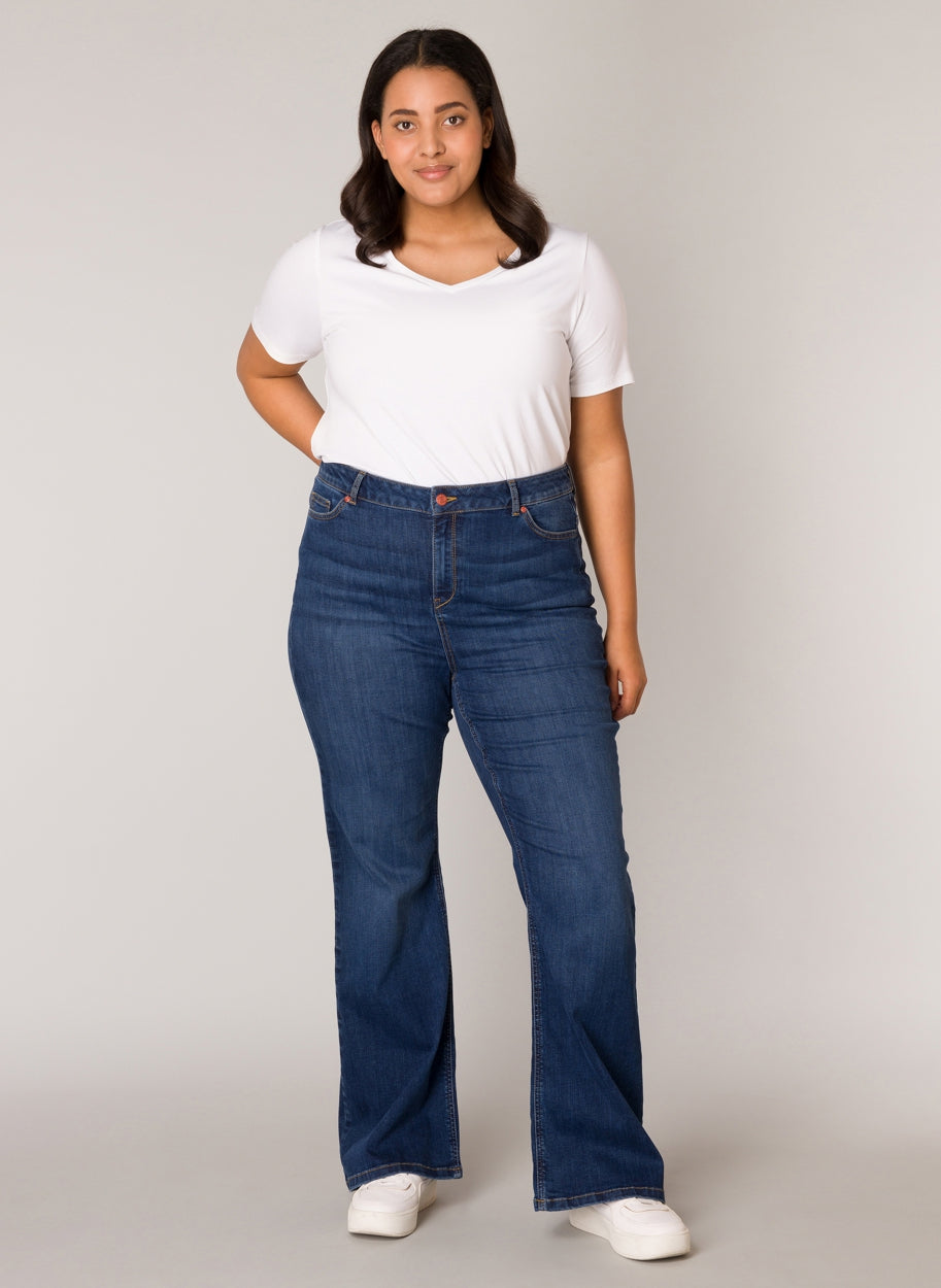 YVANA (6944737427595)